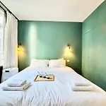Apartment Parisian L Marais *