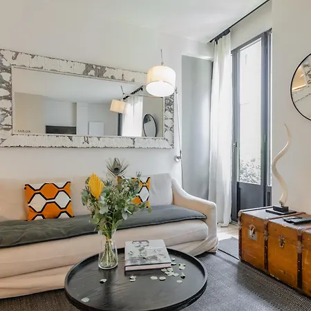 Apartment Parisian L Marais