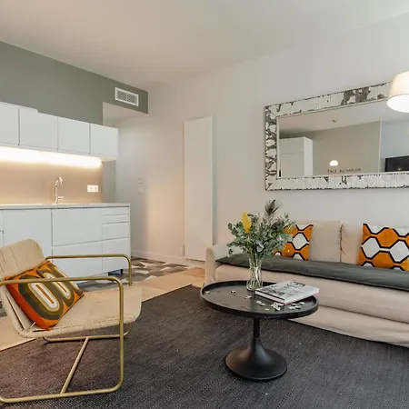 Apartment Parisian L Marais Paris
