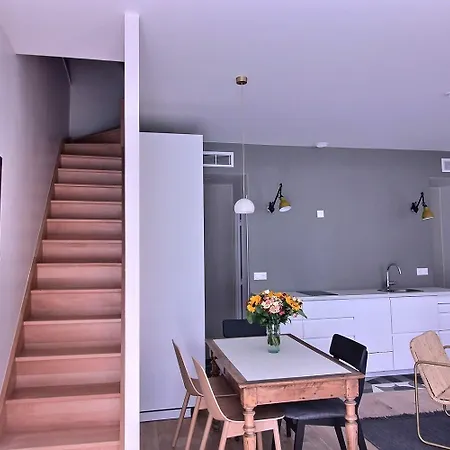 Parisian L Marais Apartment *